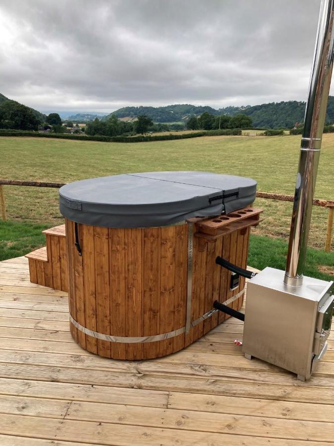 Delor - Bryntalch Glamping Pods Hotel Montgomery Buitenkant foto
